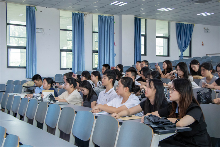 fVLQ_1726744978383061148.jpg 1.jpg