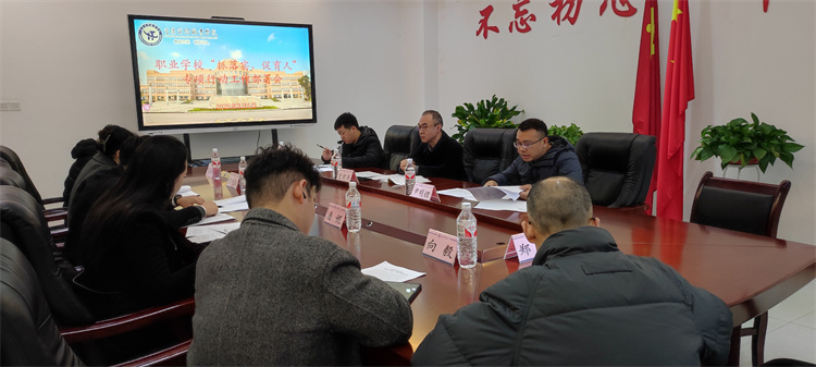 kpYf_1741686734311082997.jpg 033.jpg