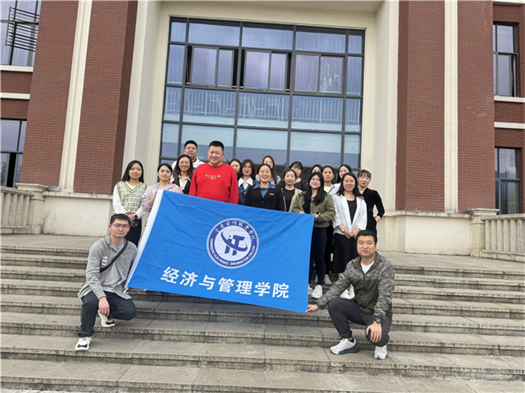 NAEV_1744870284561087031.jpg IMG_3793.HEIC.jpg