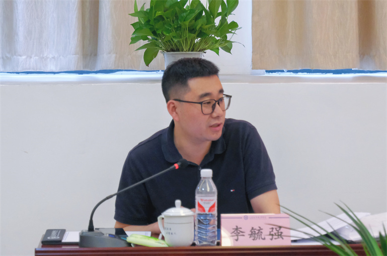 EZDg_1745341804877036492.jpg 5334428600.jpg